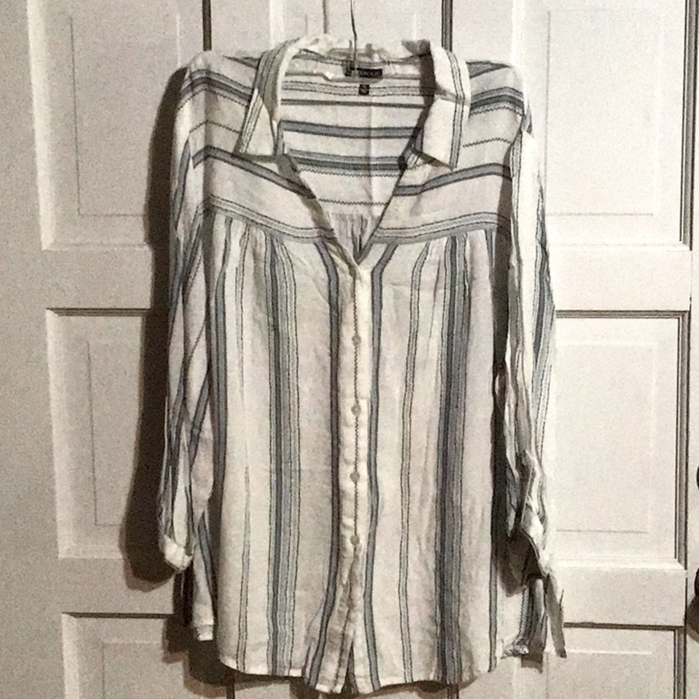 Blouse - Picture 2 of 9